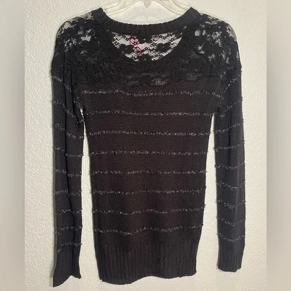 DOLLED UP by Fang Cute & Sexy Black Sweater w/Lace & Metallic Details Size S - Picture 4 of 10